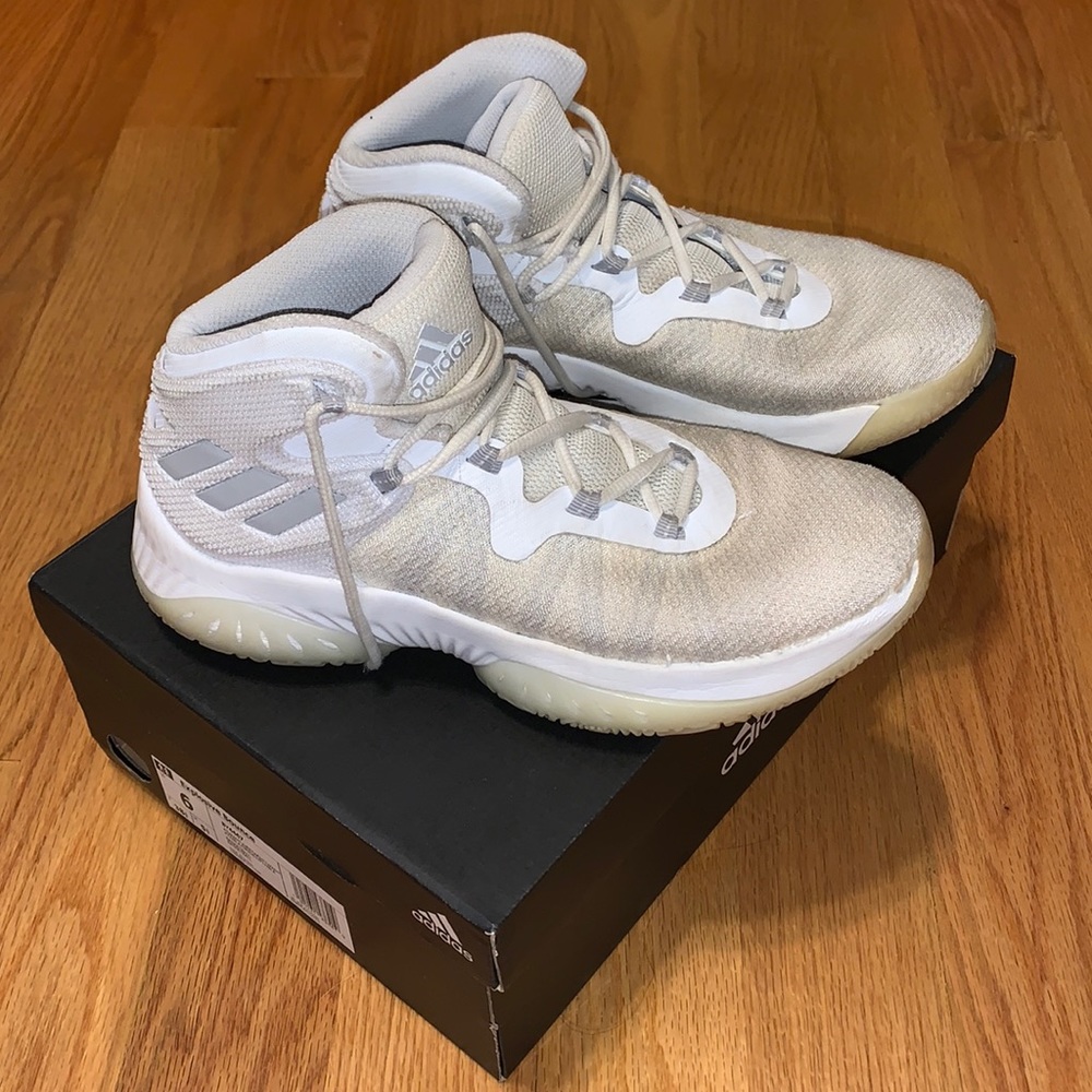Adidas Explosive Bounce Basketball Shoe